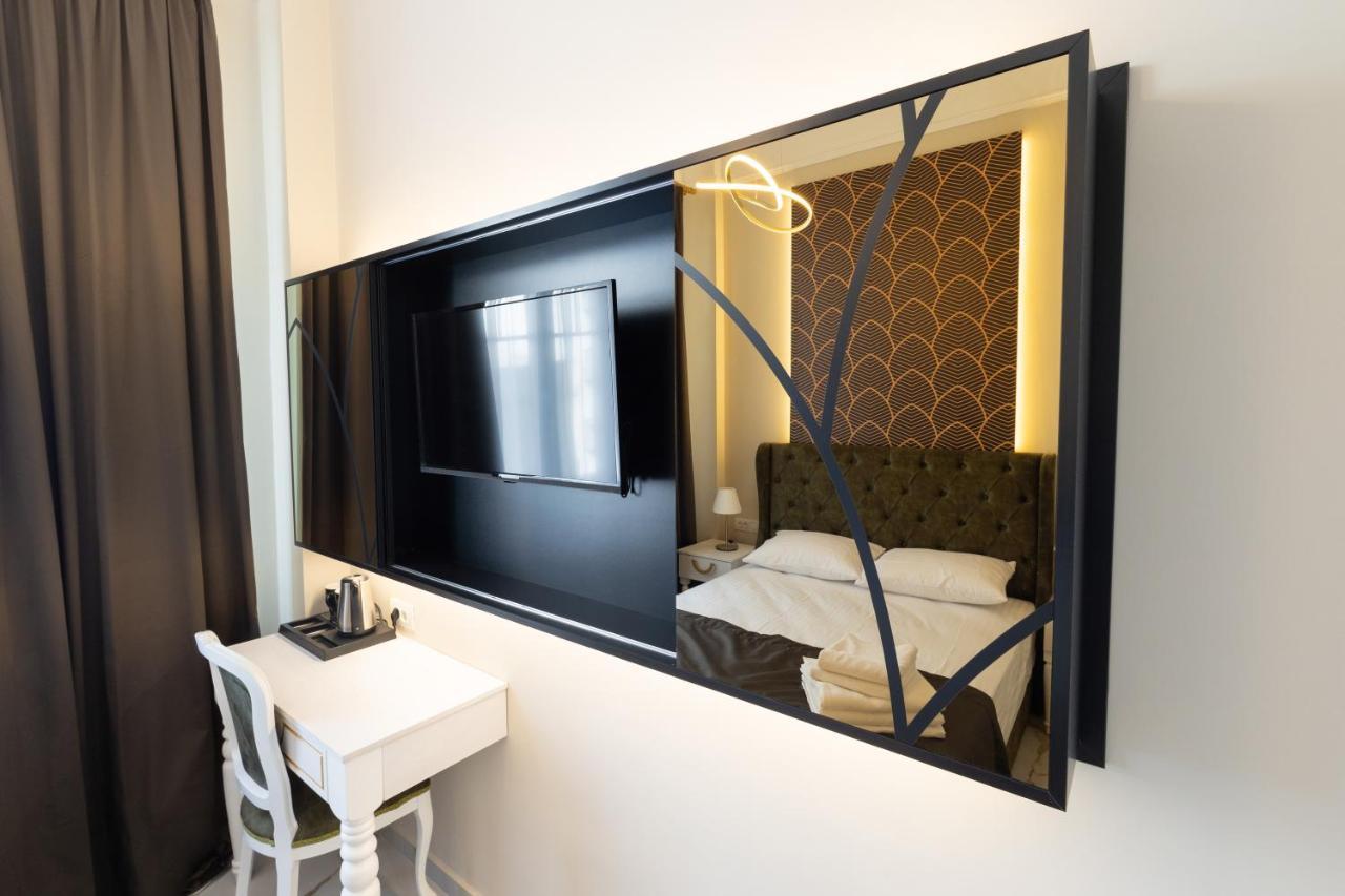 Modern Revival Luxury Hotel Thessaloniki Exterior photo